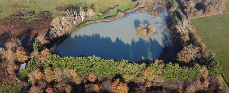 Étang de pêche proche de Clermont-Ferrand